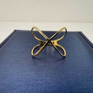 18K Genuine Gold Crossover Ring (Preowned)